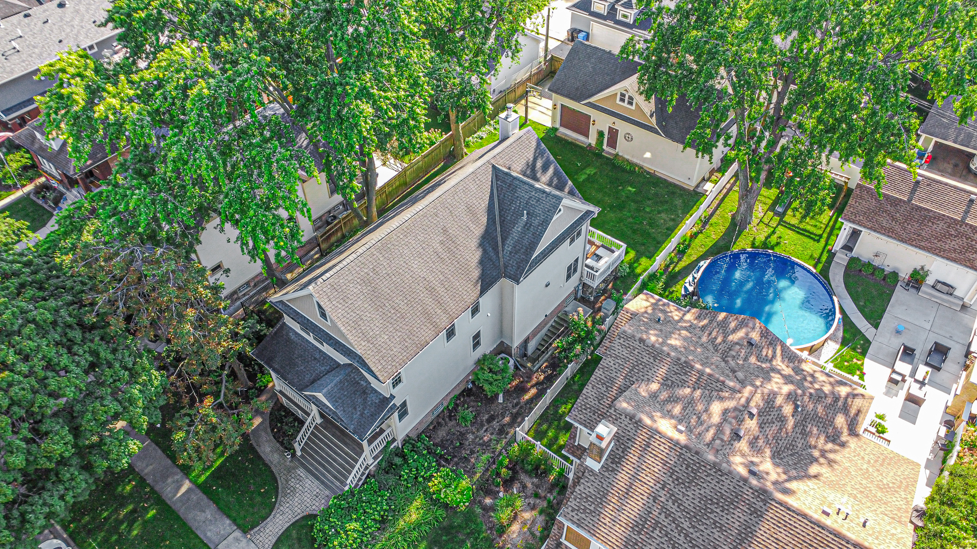 6818 N Oleander Avenue