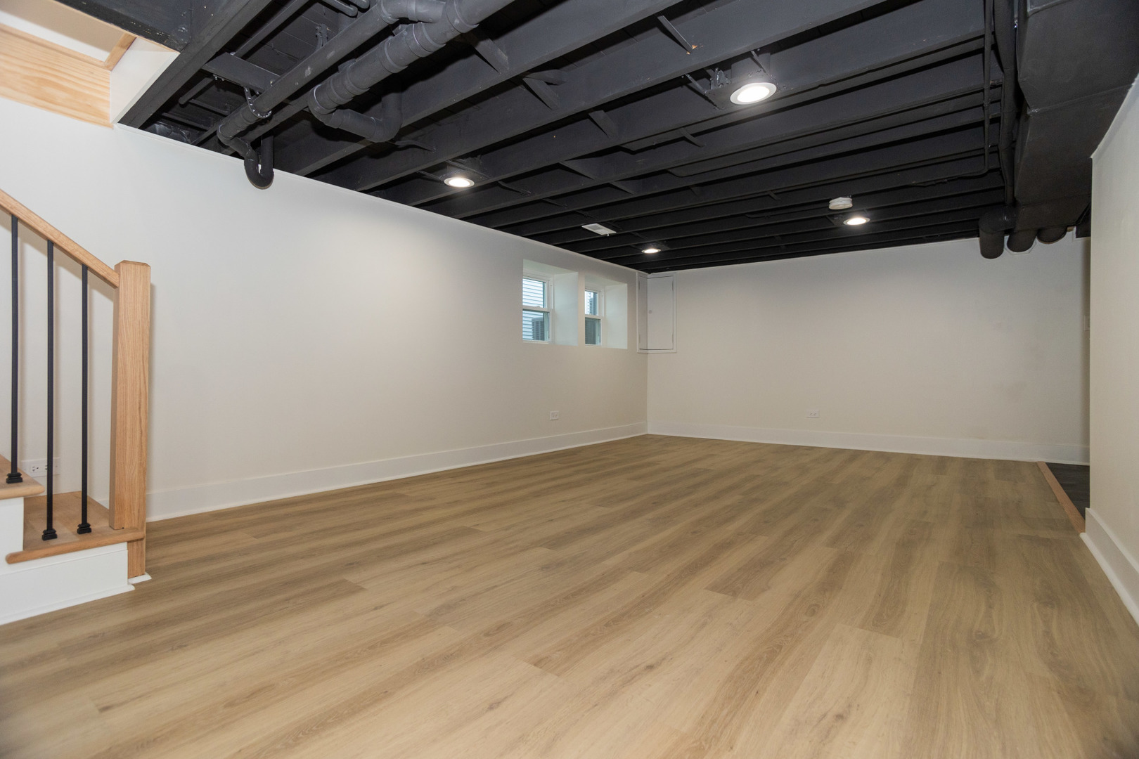 6522 N Natoma Avenue Unit: 1