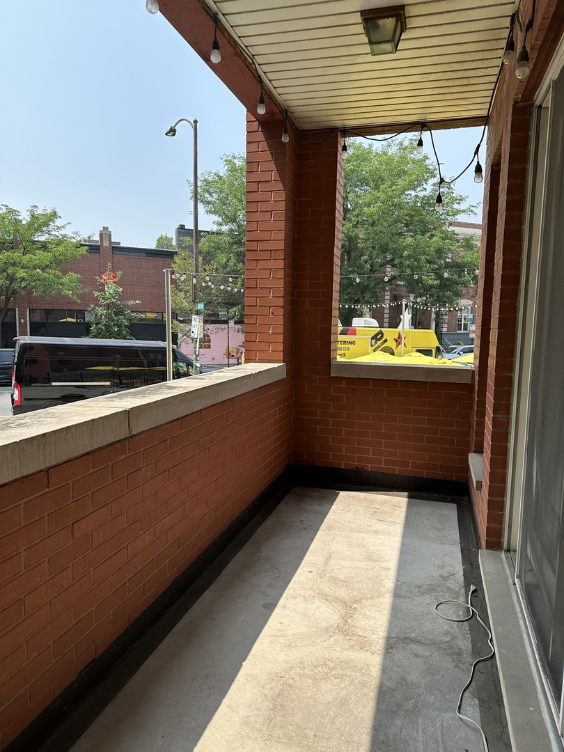 1539 N Wicker Park Avenue Unit: 1W