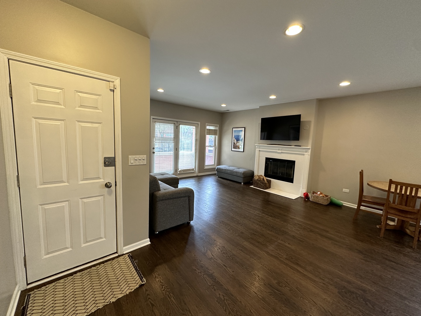 1539 N Wicker Park Avenue Unit: 1W