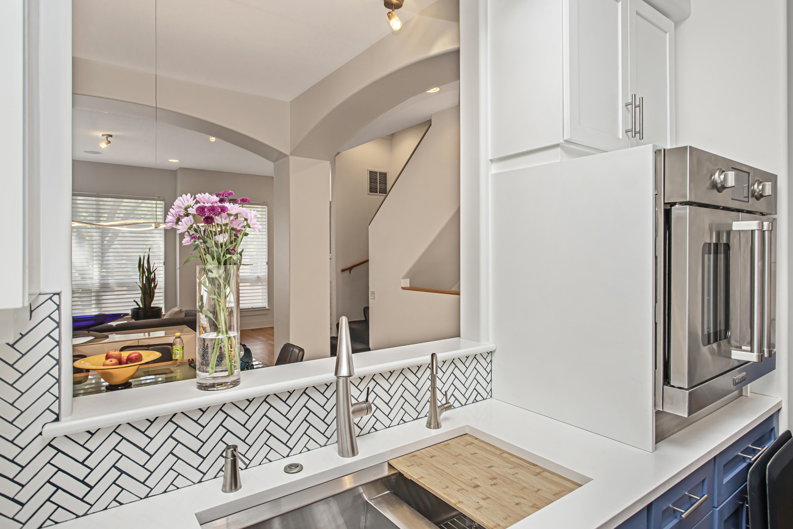 107 S Aberdeen Street