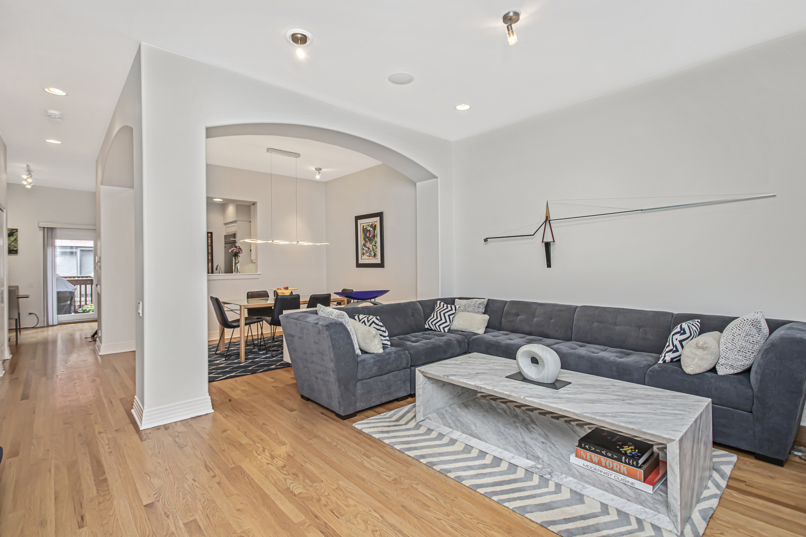 107 S Aberdeen Street