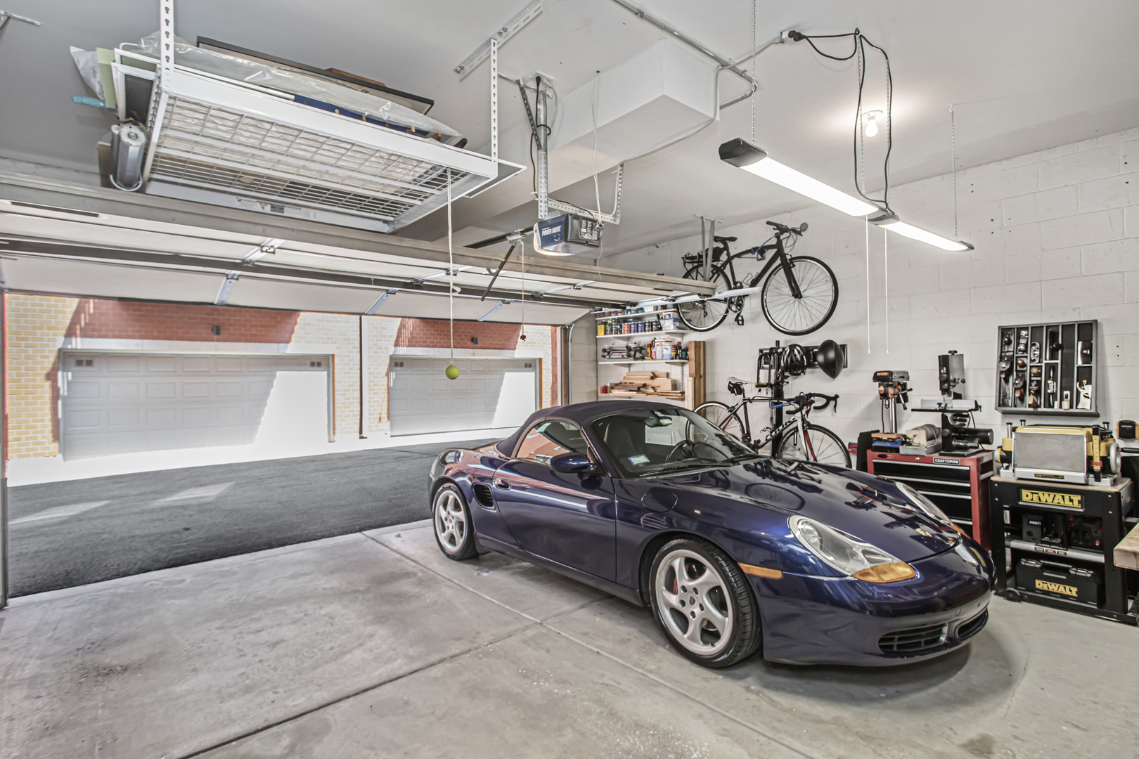 107 S Aberdeen Street