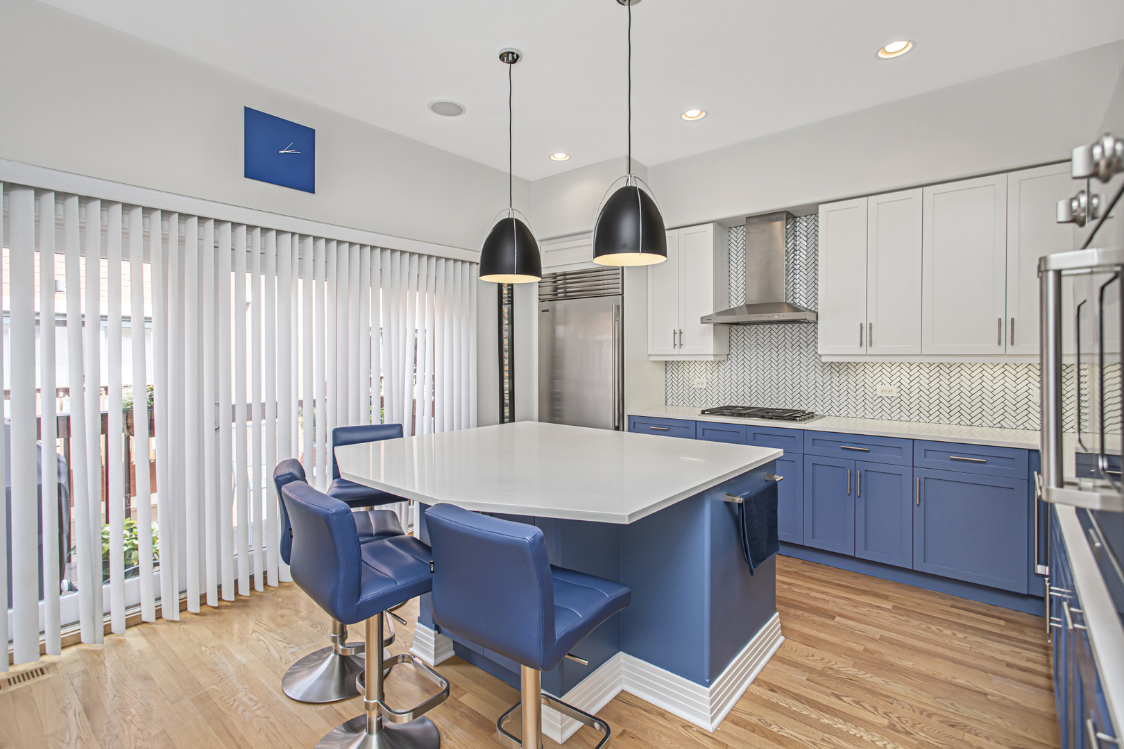 107 S Aberdeen Street