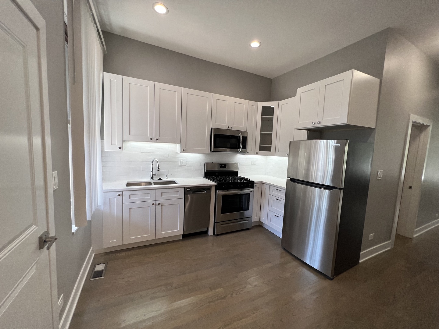 1227 W OHIO Street Unit: 1
