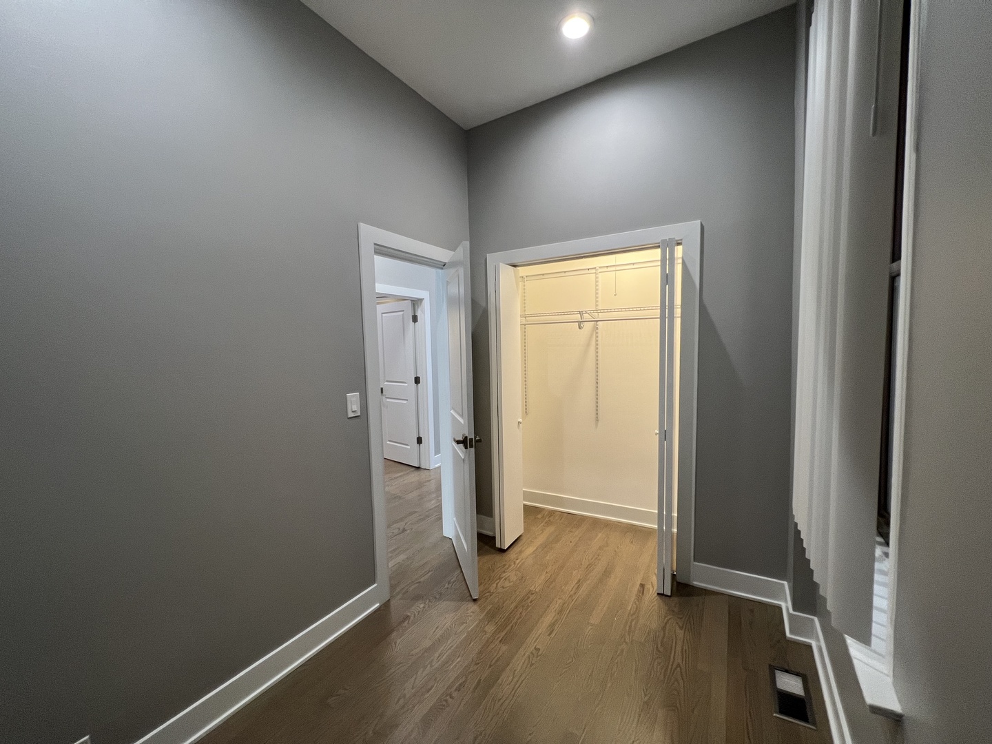 1227 W OHIO Street Unit: 1