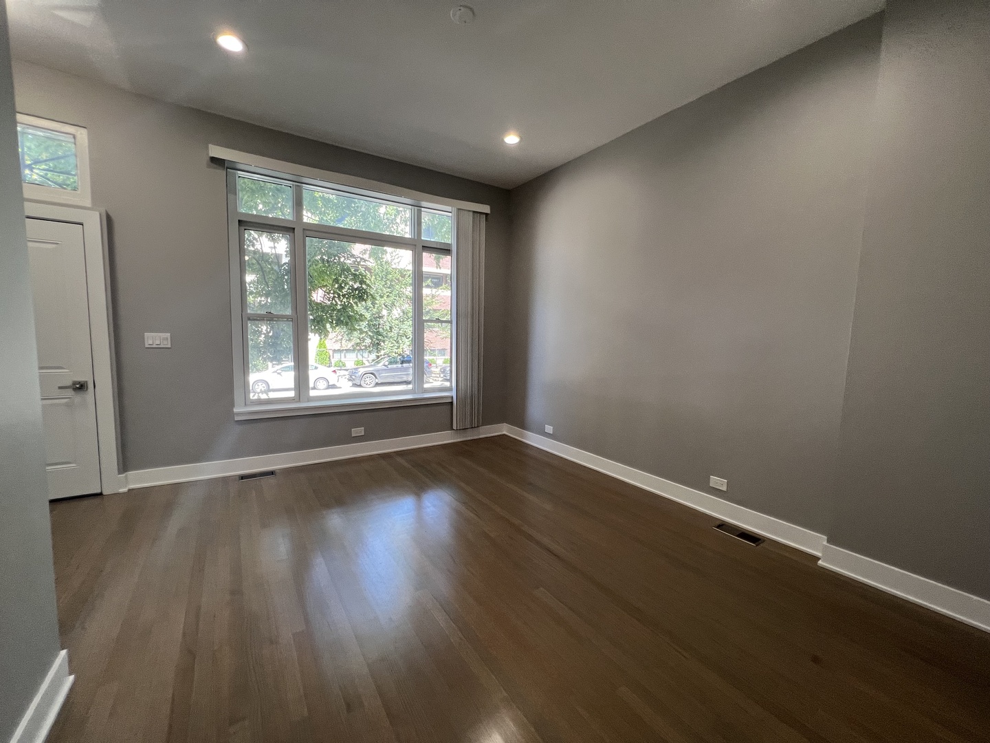 1227 W OHIO Street Unit: 1