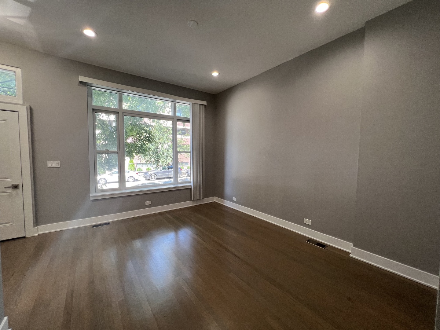 1227 W OHIO Street Unit: 1