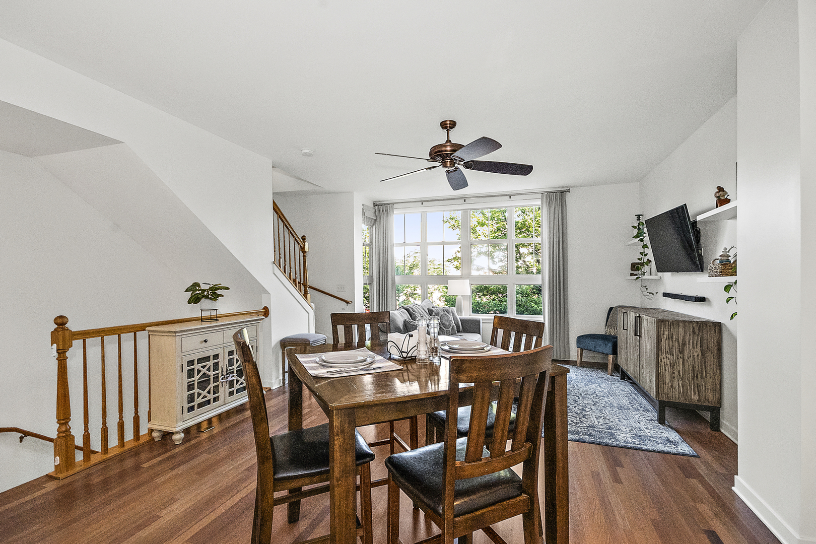 47 E 23rd Street