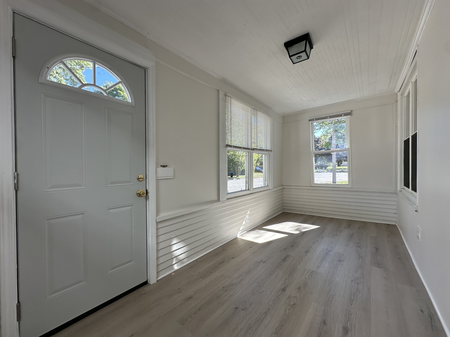 556 Caroline Place