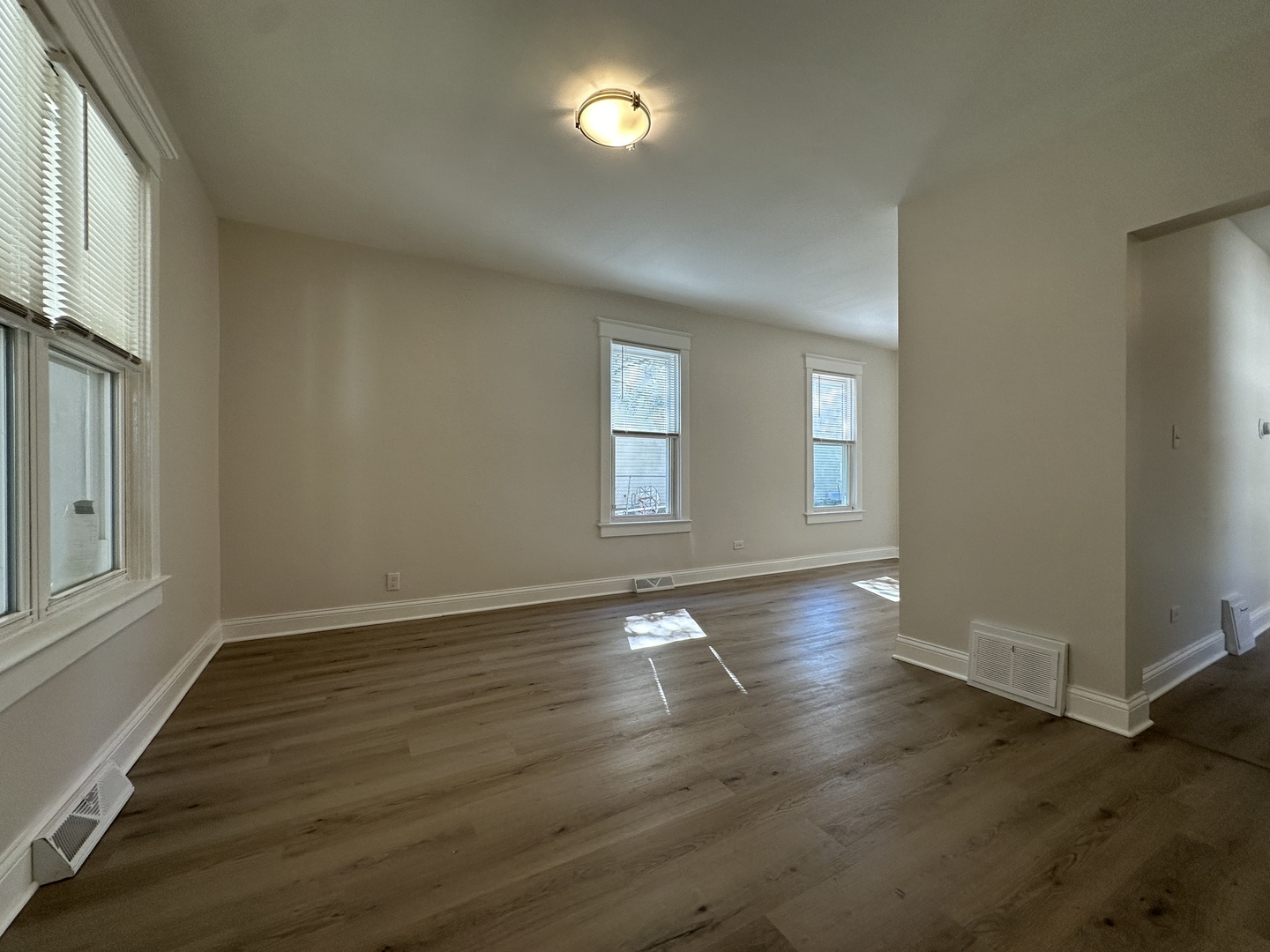 556 Caroline Place