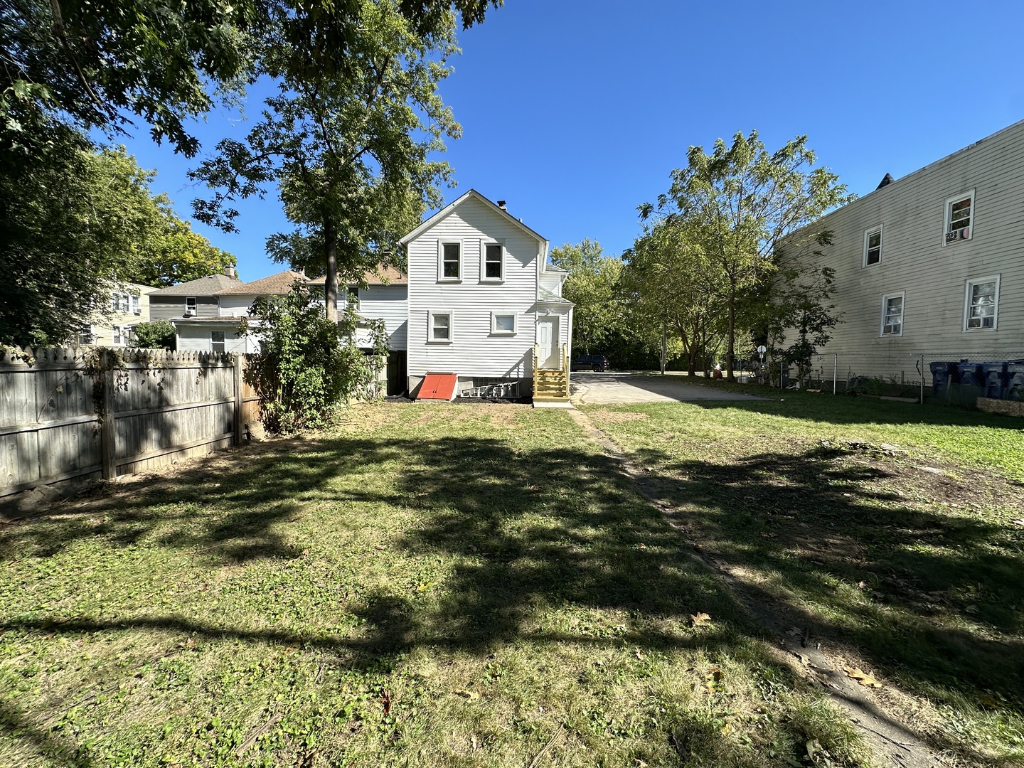 556 Caroline Place