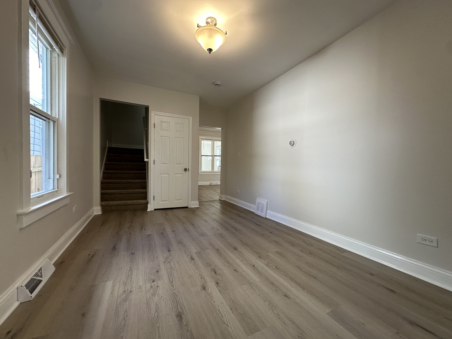 556 Caroline Place