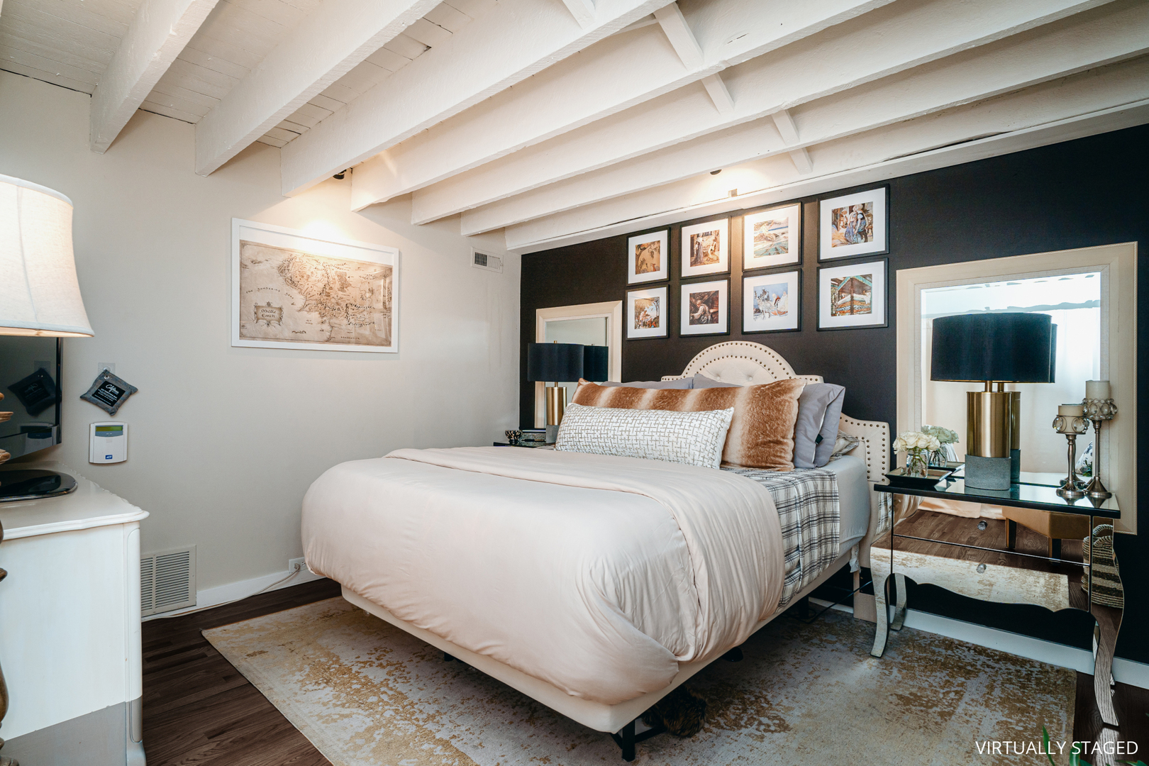 1009 W Wolfram Street Unit: 1E