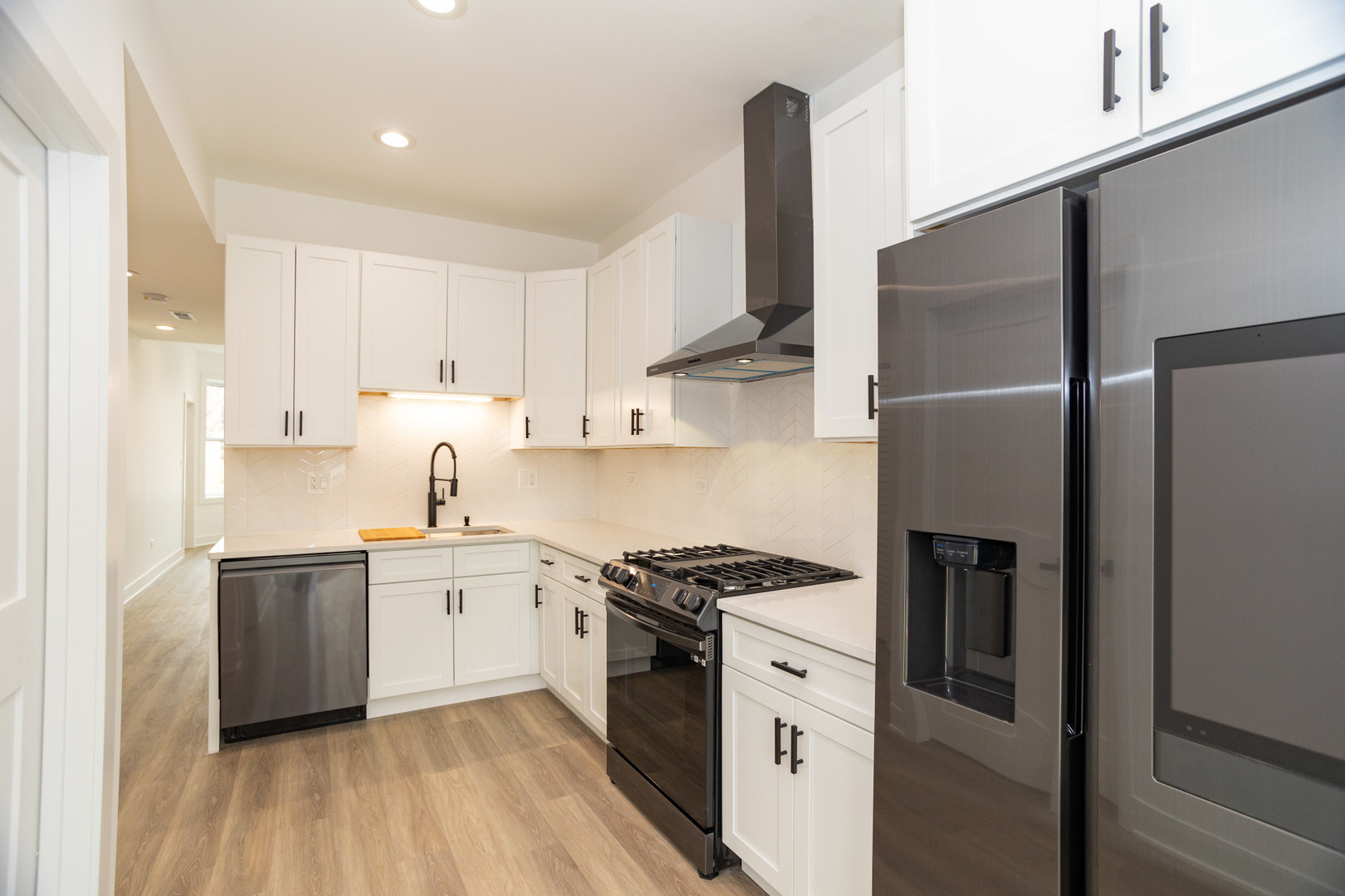 1723 W Pierce Avenue Unit: 3