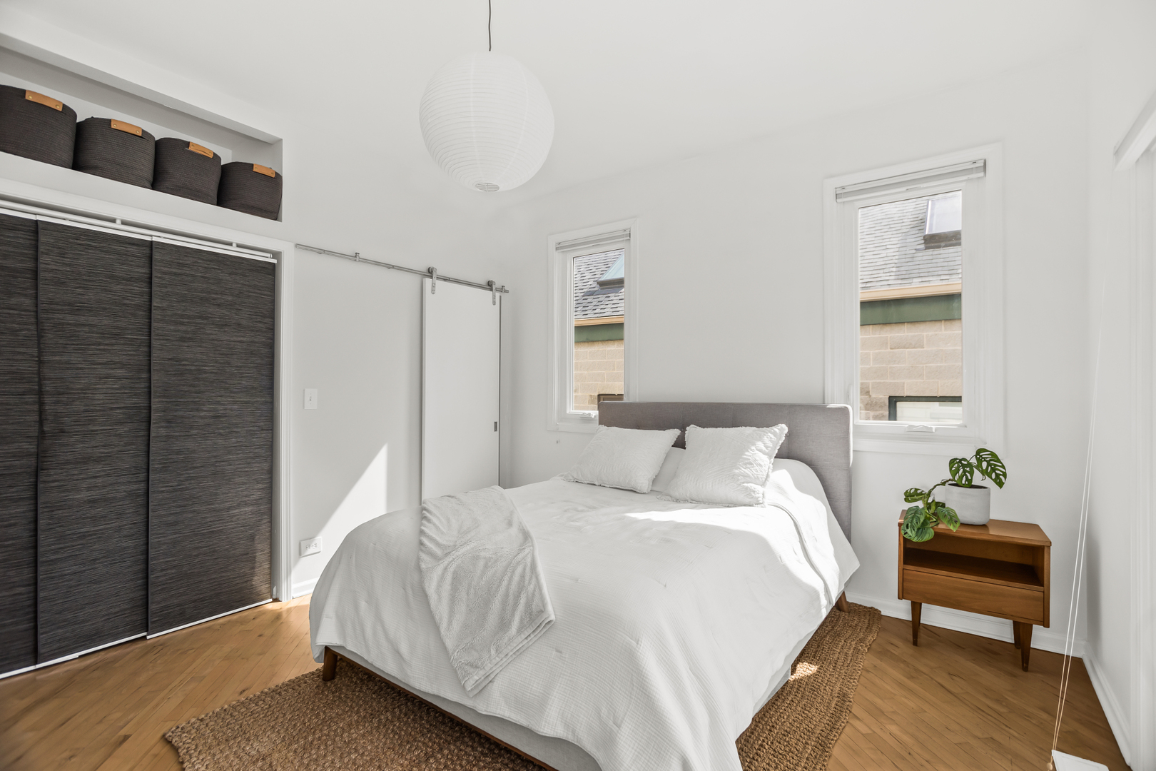 852 N Paulina Street Unit: 3