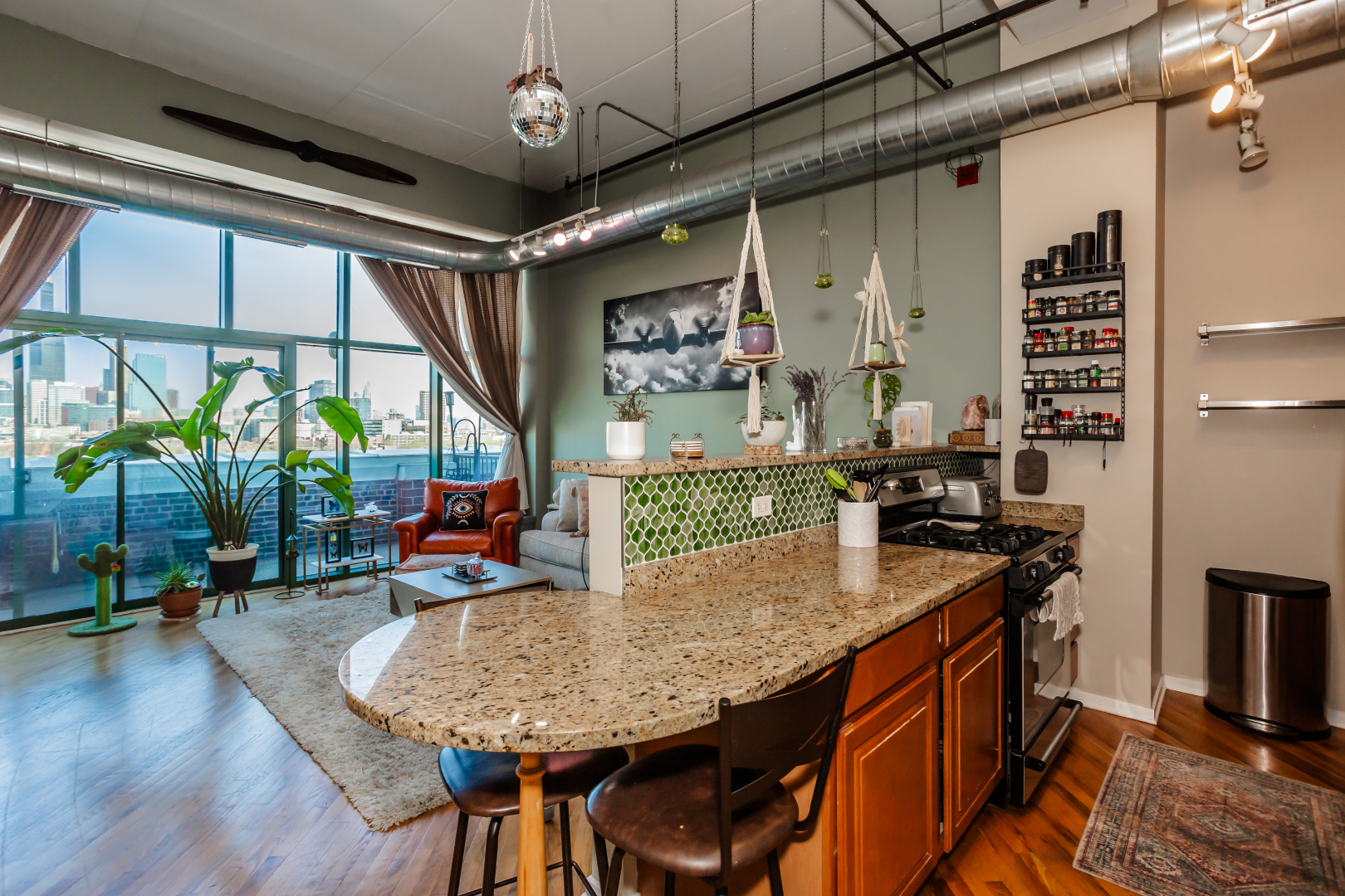 1645 W Ogden Avenue Unit: 709