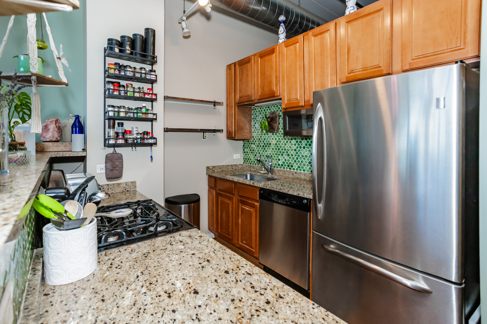 1645 W Ogden Avenue Unit: 709