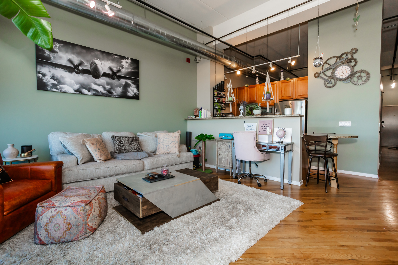 1645 W Ogden Avenue Unit: 709