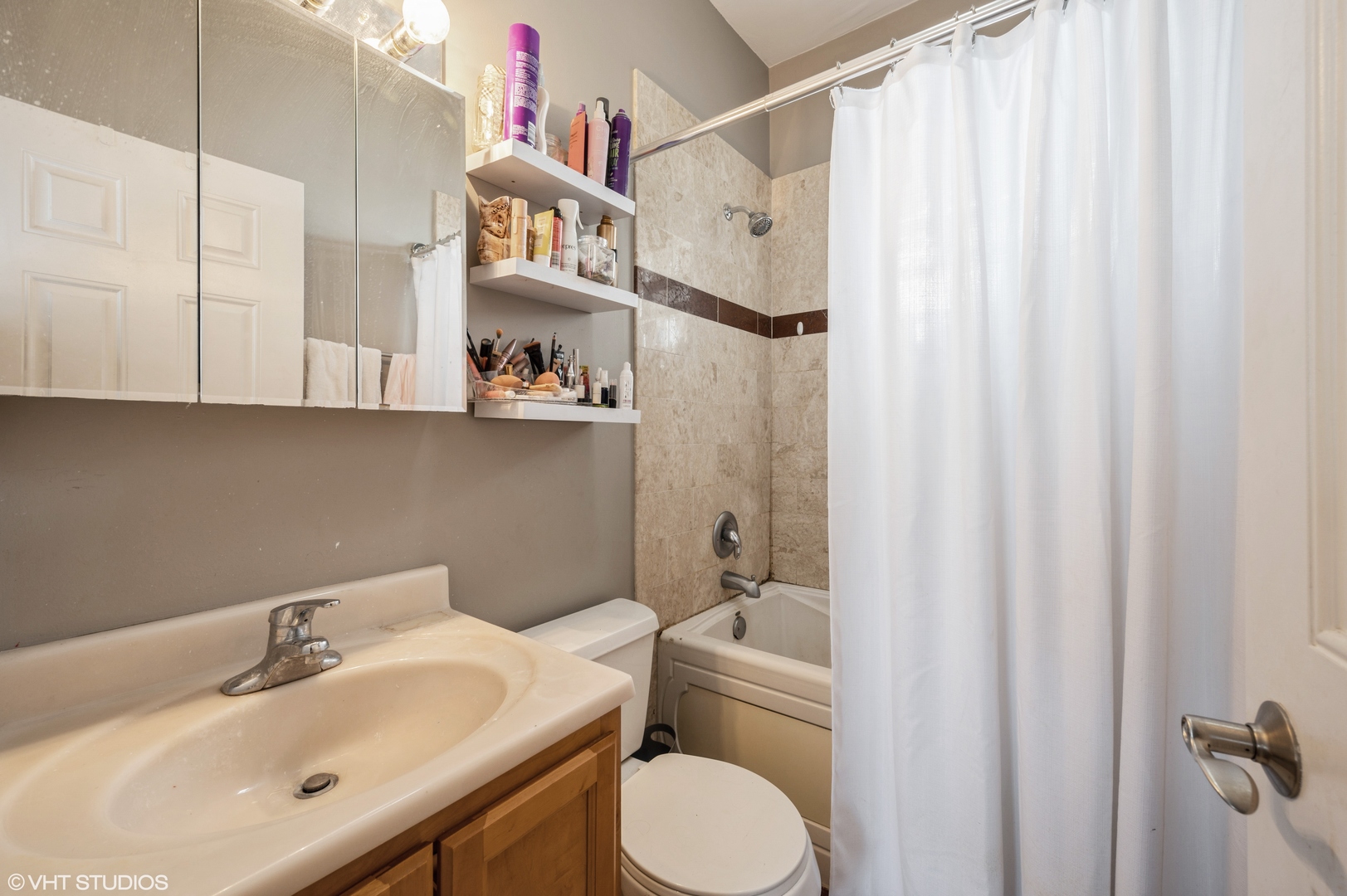 3343 W Sunnyside Avenue Unit: 3C