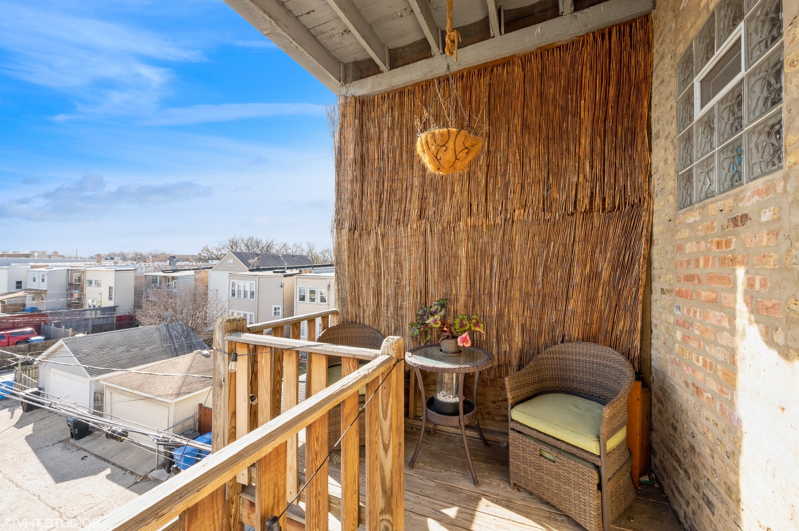 3343 W Sunnyside Avenue Unit: 3C