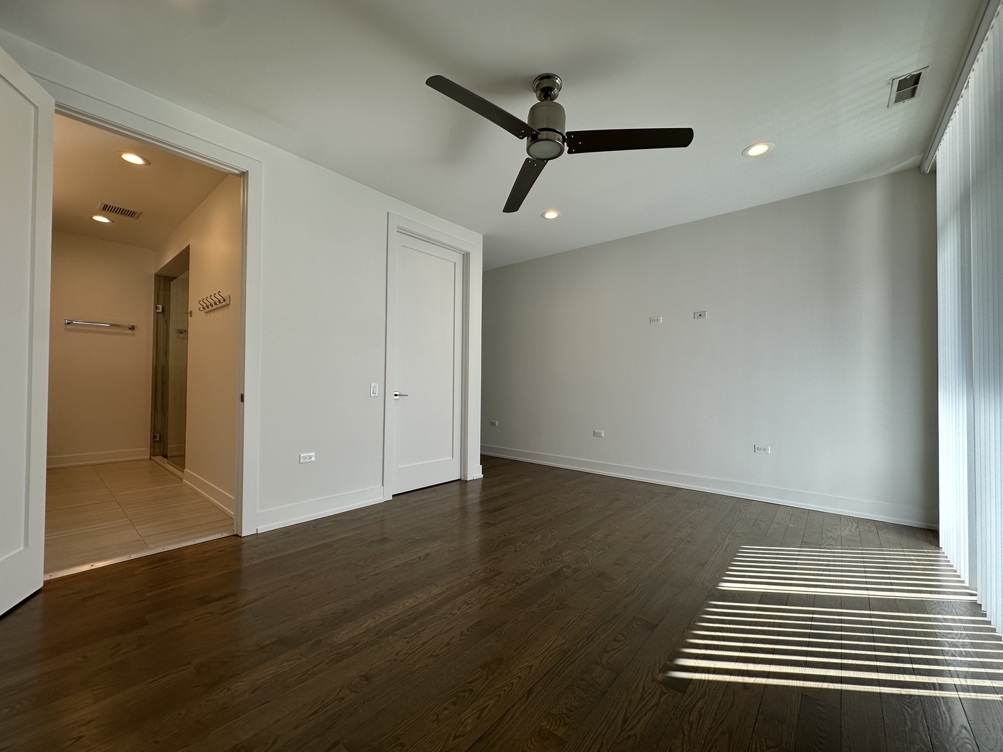 236 S Racine Avenue Unit: 201