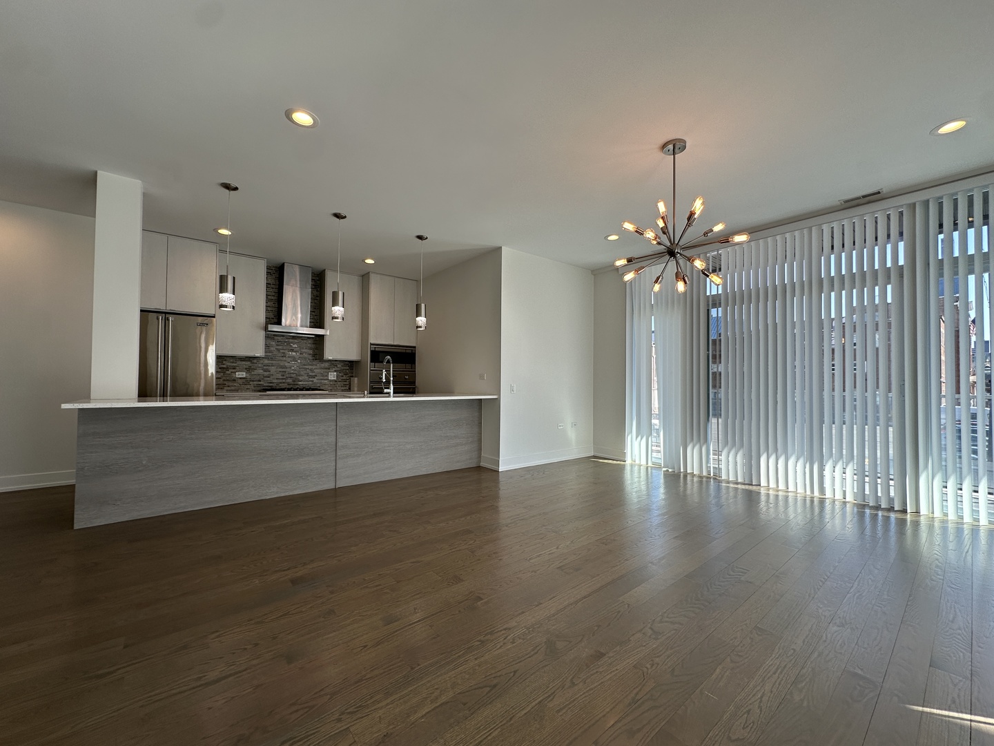 236 S Racine Avenue Unit: 201
