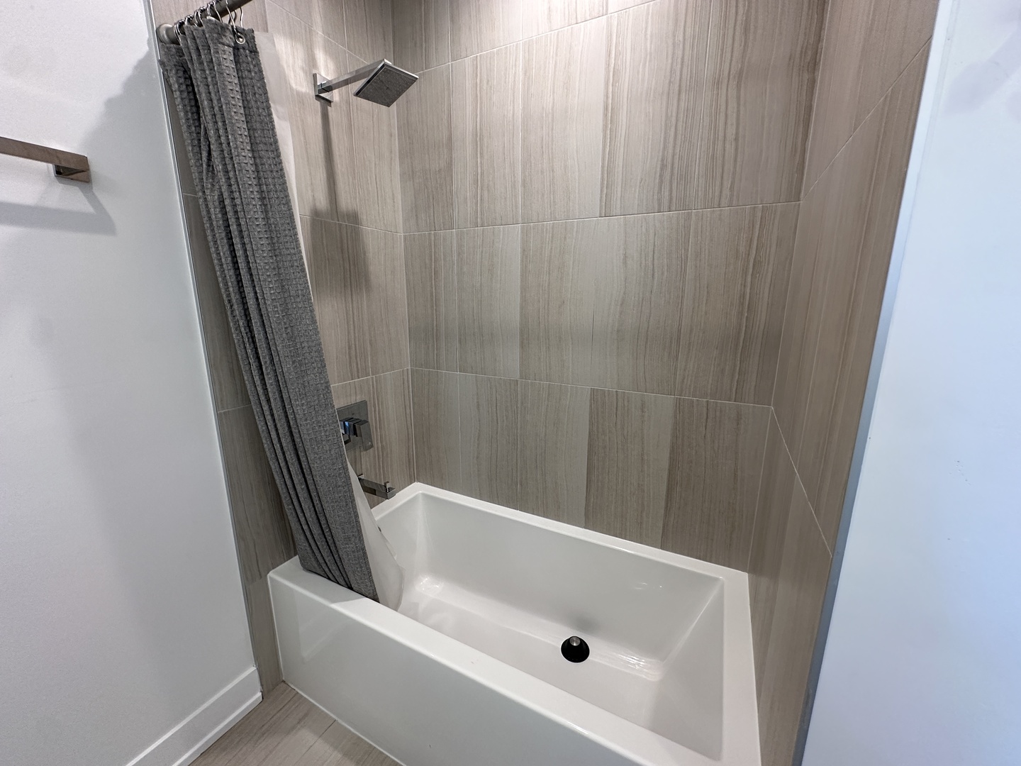 236 S Racine Avenue Unit: 201