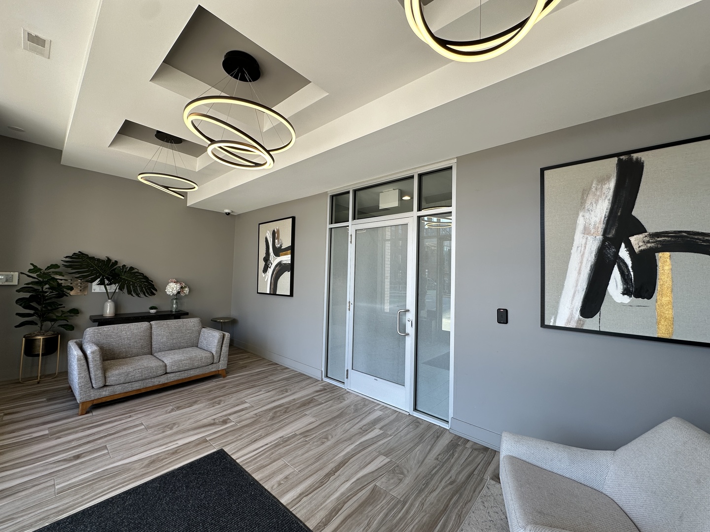 236 S Racine Avenue Unit: 201