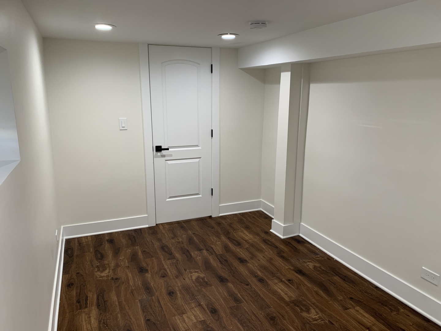 2630 N Fairfield Avenue Unit: 1R