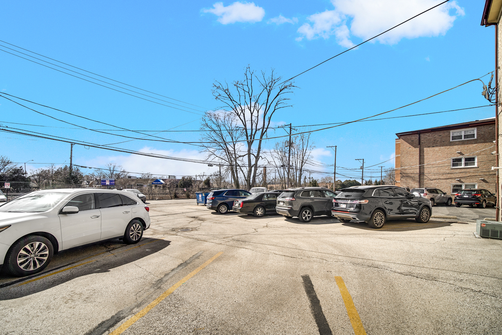 6458 N Northwest Highway Unit: A4