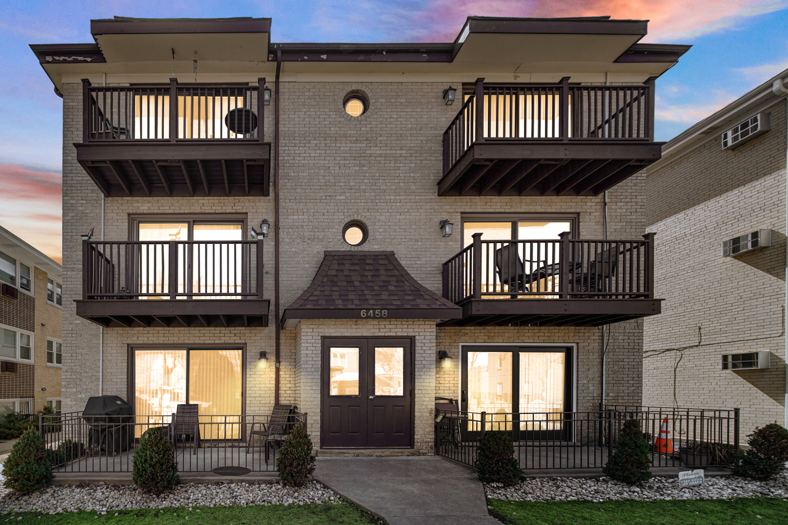 6458 N Northwest Highway Unit: A4
