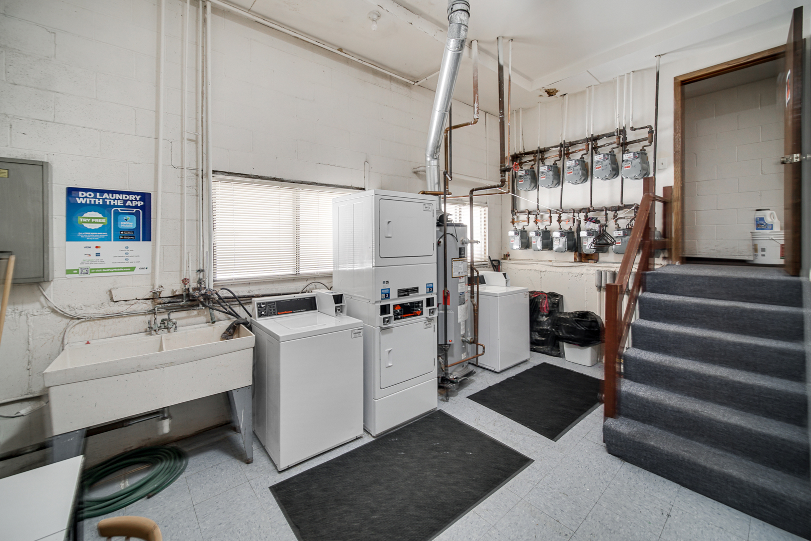 6458 N Northwest Highway Unit: A4