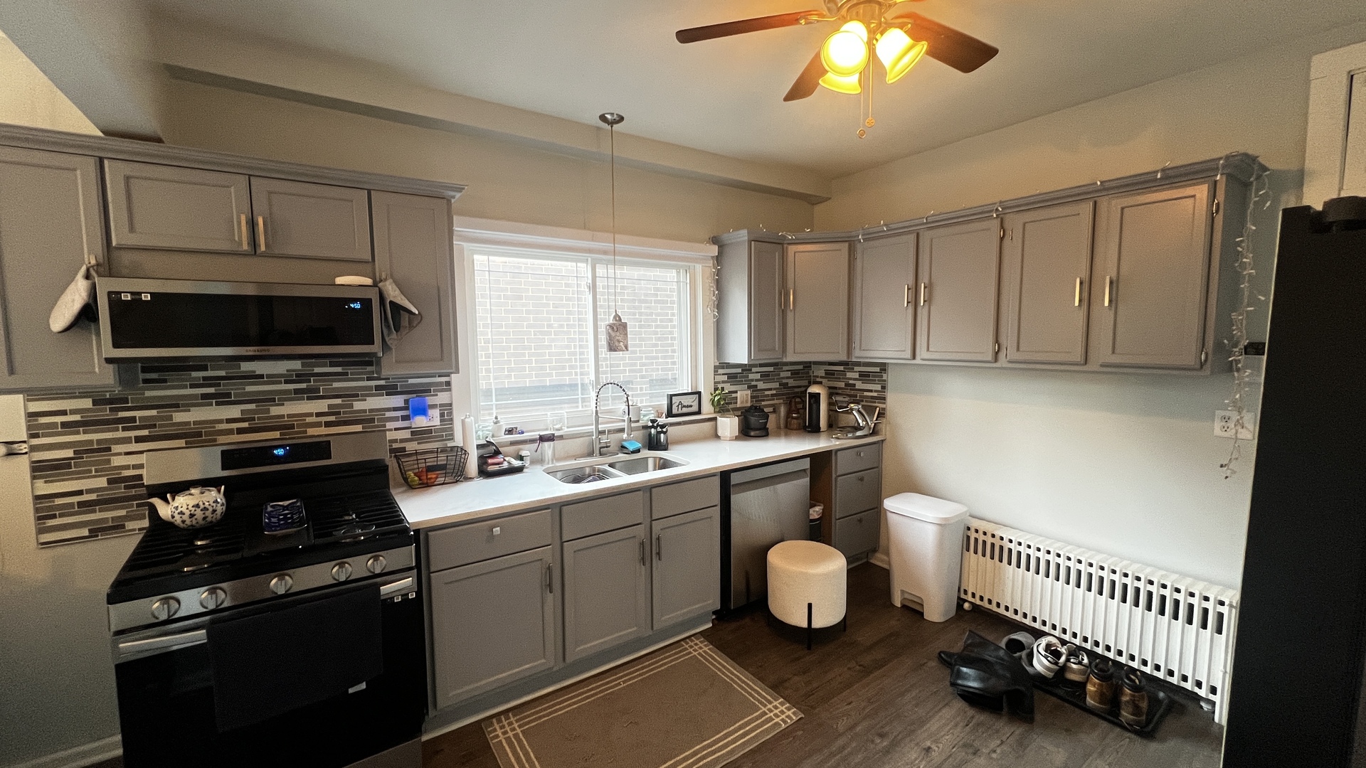 2424 W Charleston Street Unit: 1