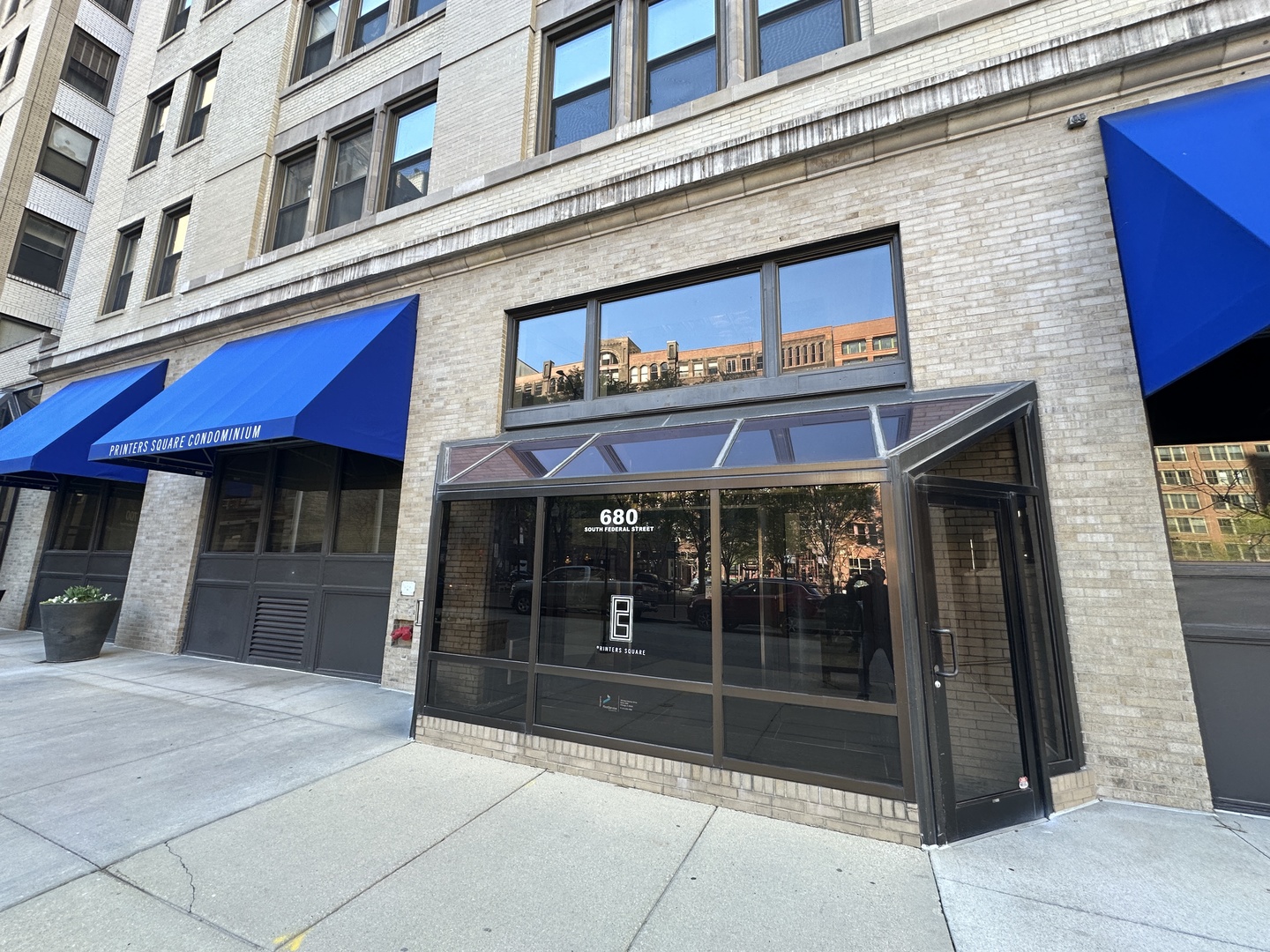 680 S Federal Street Unit: 808
