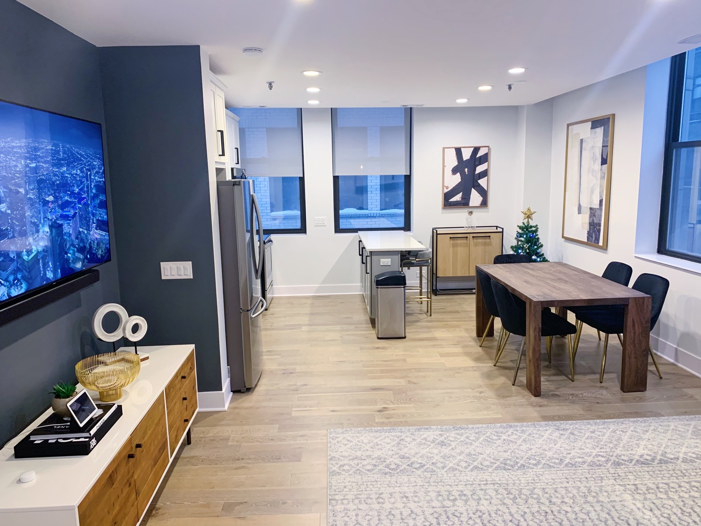 680 S Federal Street Unit: 808