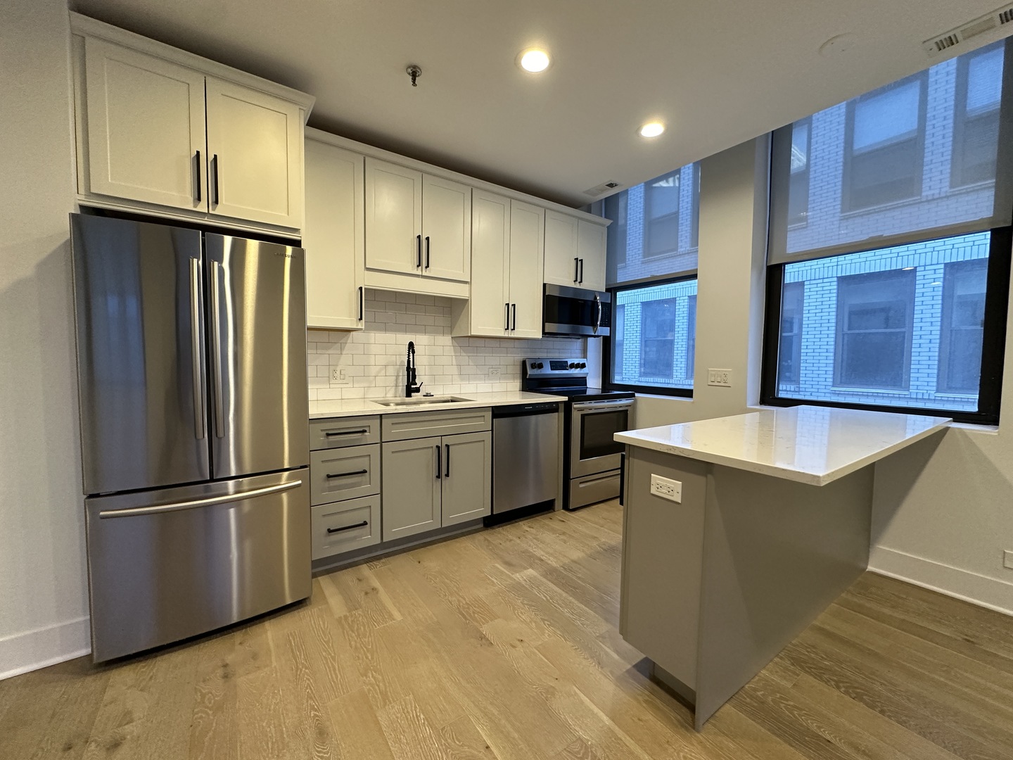 680 S Federal Street Unit: 808