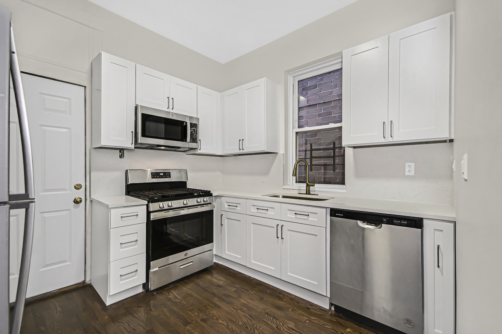 1337 N Western Avenue Unit: 1