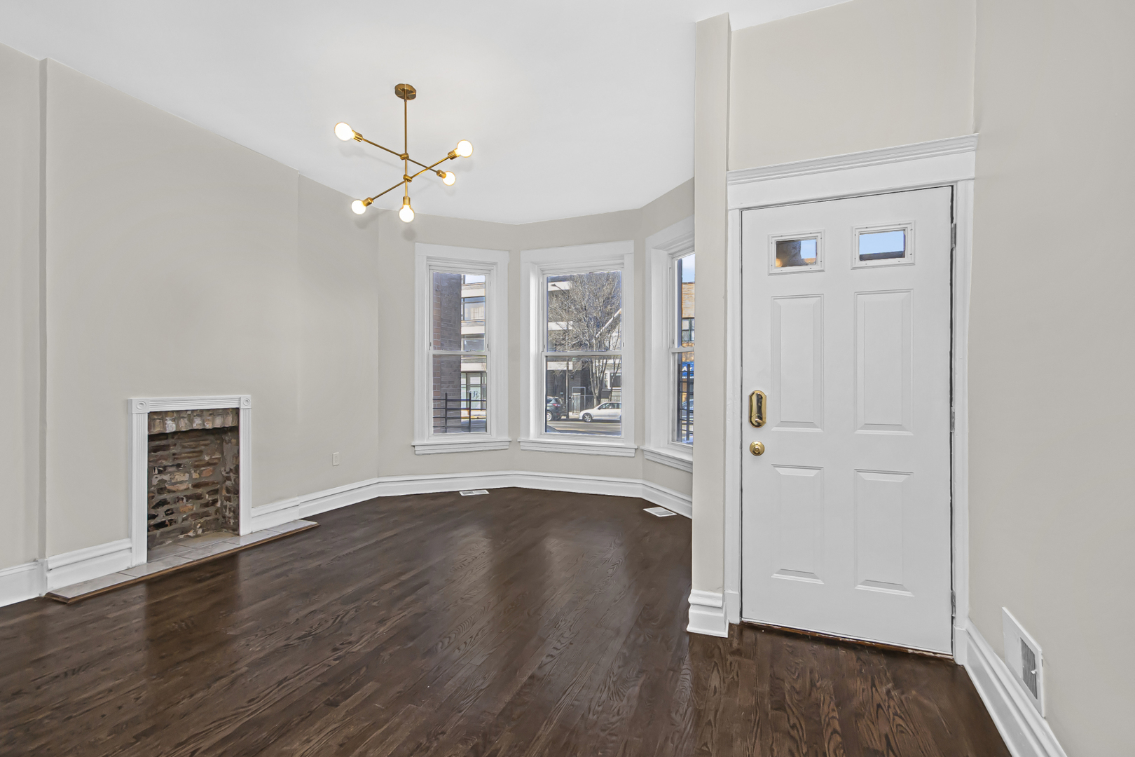 1337 N Western Avenue Unit: 1