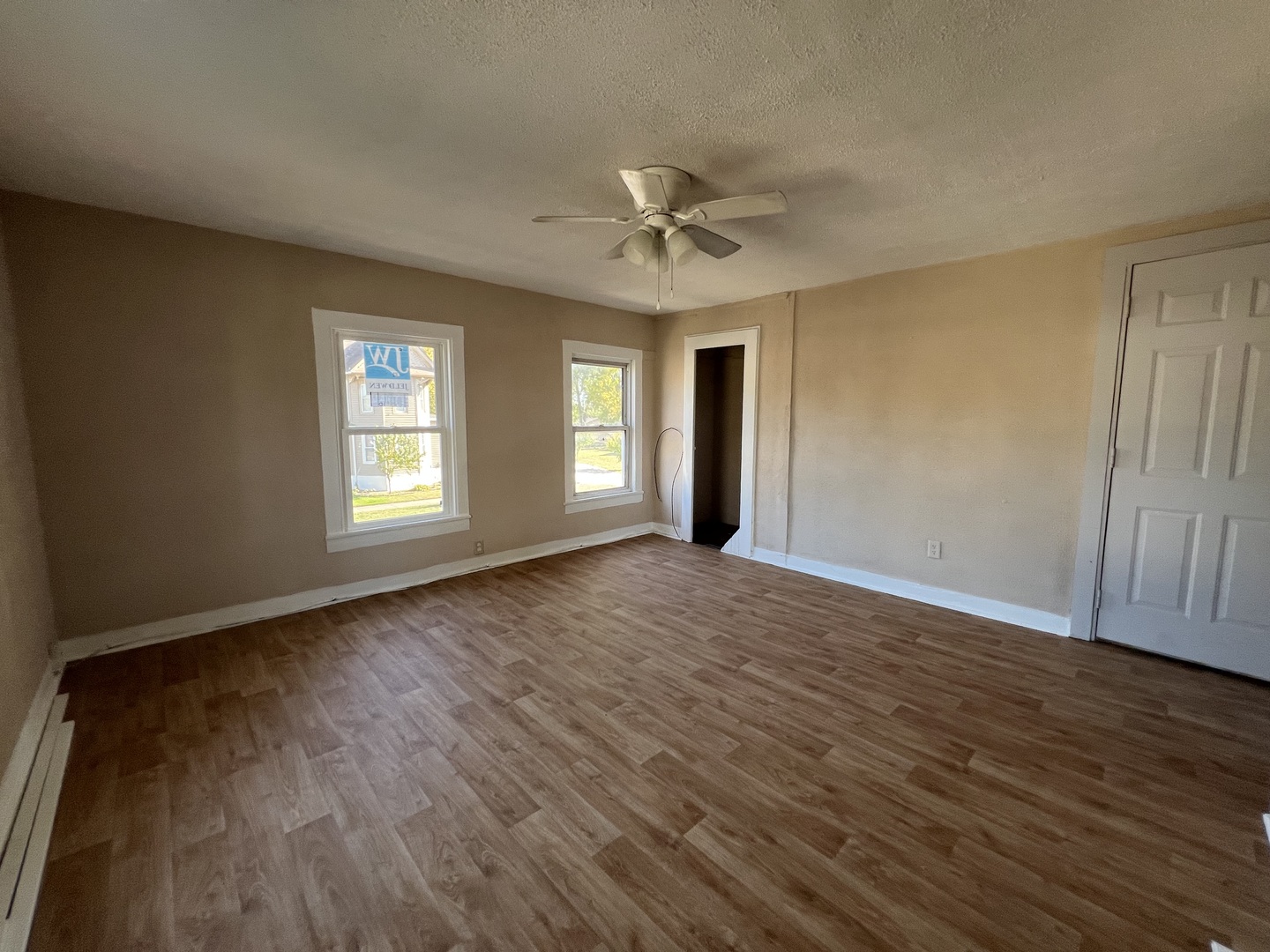 307 S 4th Avenue