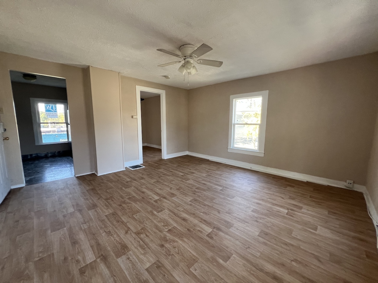 307 S 4th Avenue