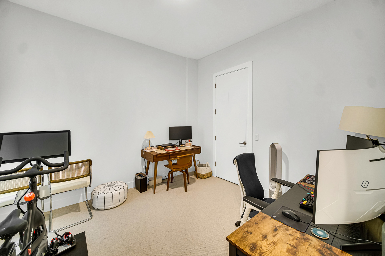 323 S Racine Avenue Unit: 5A