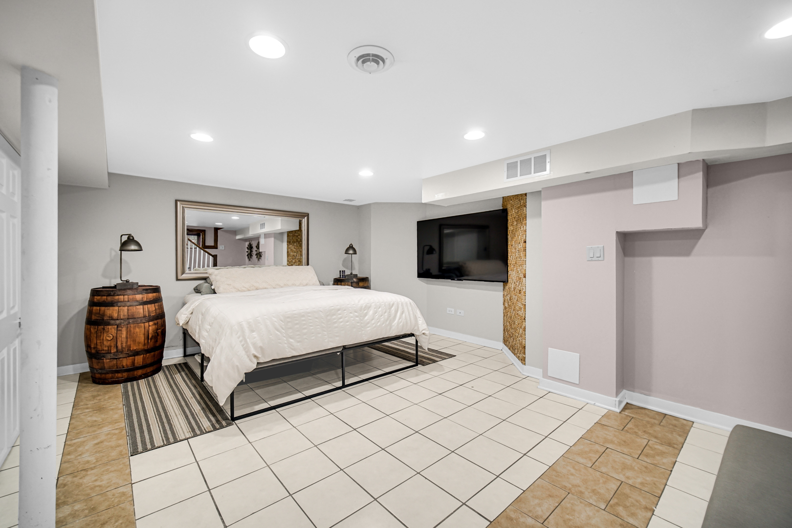 2831 N Austin Avenue