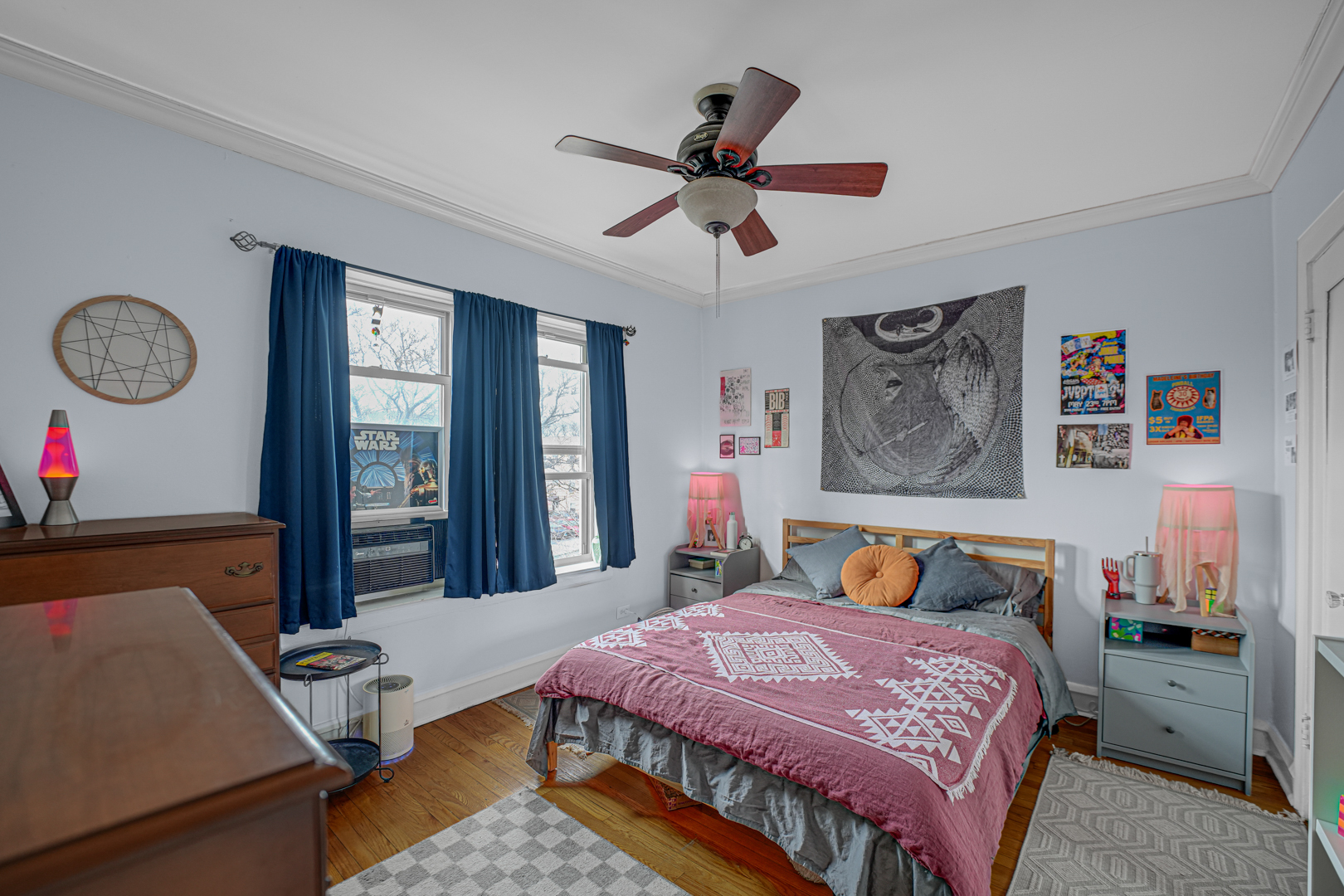 4126 N Kedvale Avenue Unit: 202