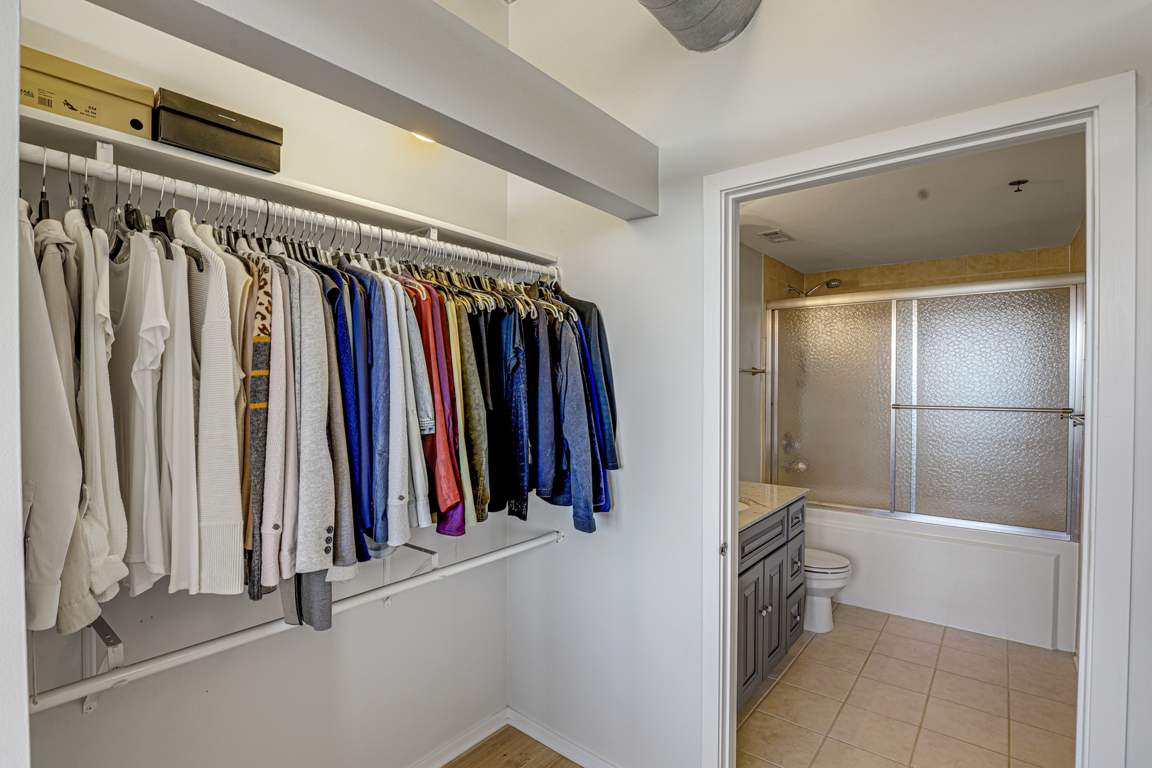 6 S Laflin Street Unit: 801