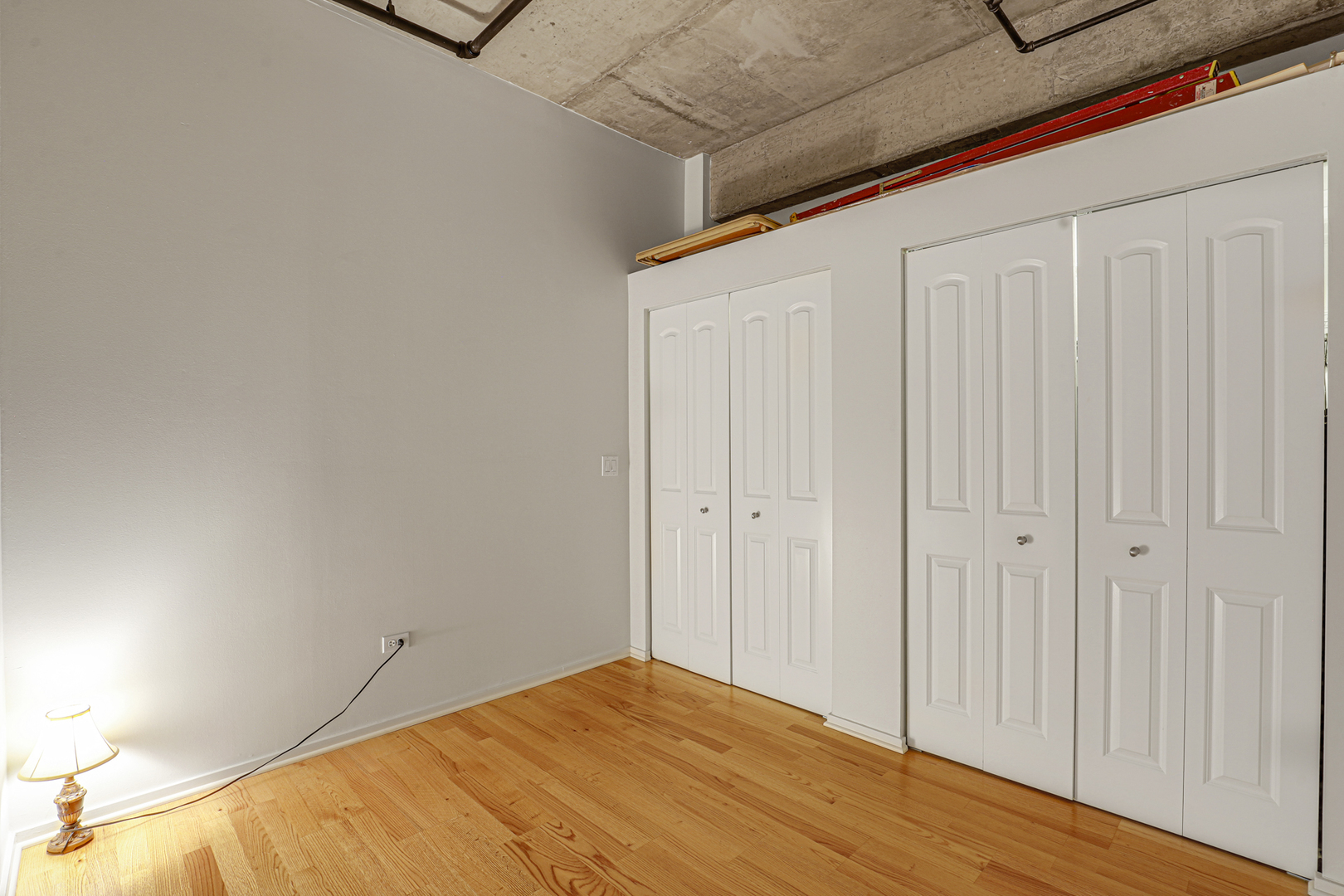 6 S Laflin Street Unit: 801