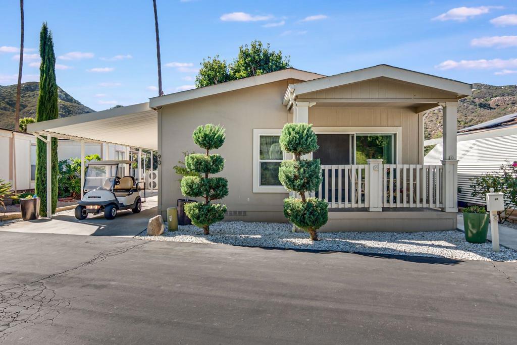 8975 Lawrence Welk Dr SPC 90