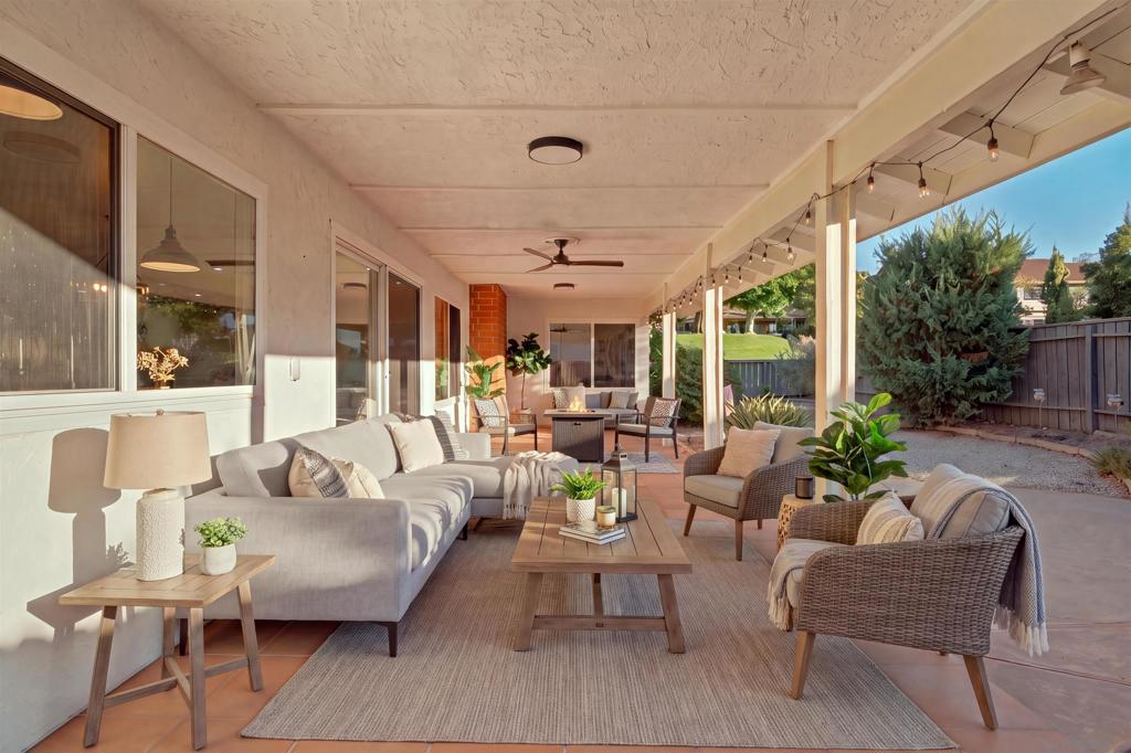 17506 Plaza Karena