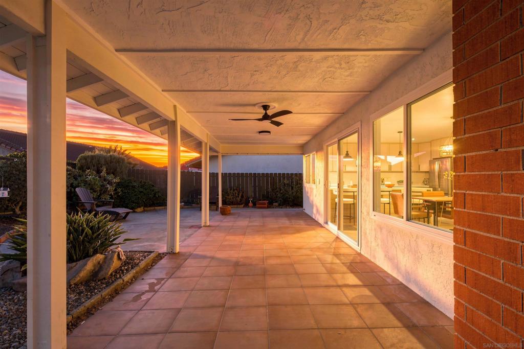 17506 Plaza Karena