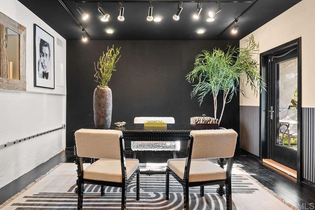 3866 Alta Mesa Drive